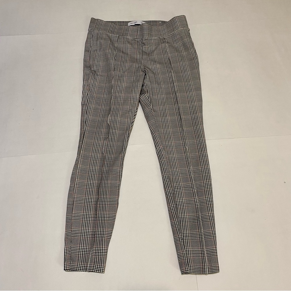 56. Old Navy Houndstooth High Rise Pants - Picture 2 of 10